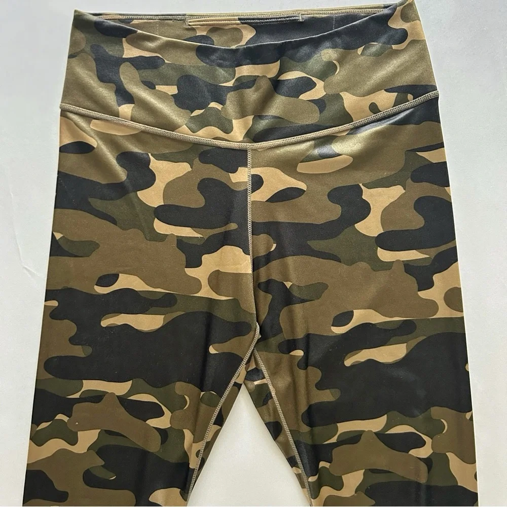 Nike Drift Green Camo Ankle Length Leggings Activewear Size M